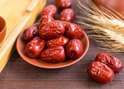 عناب؛ عالی برای دفع سموم در هوای آلوده