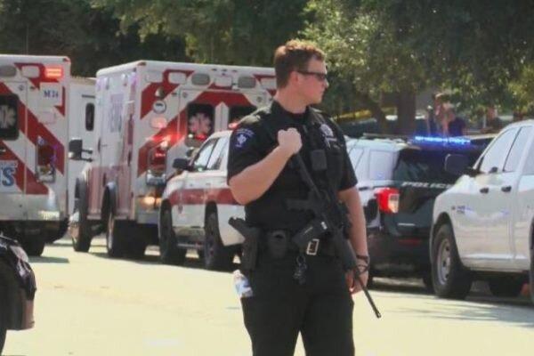 زخمی شدن 3 افسر پلیس در حادثه گروگانگیری در تگزاس زخمی شدن 3 افسر پلیس در حادثه گروگانگیری در تگزاس