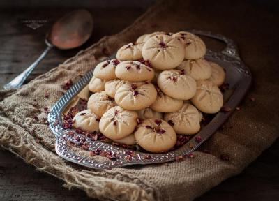 طرز تهیه اصلی شیرینی نون برنجی کرمانشاهی زعفرانی و ساده با طعم بازاری