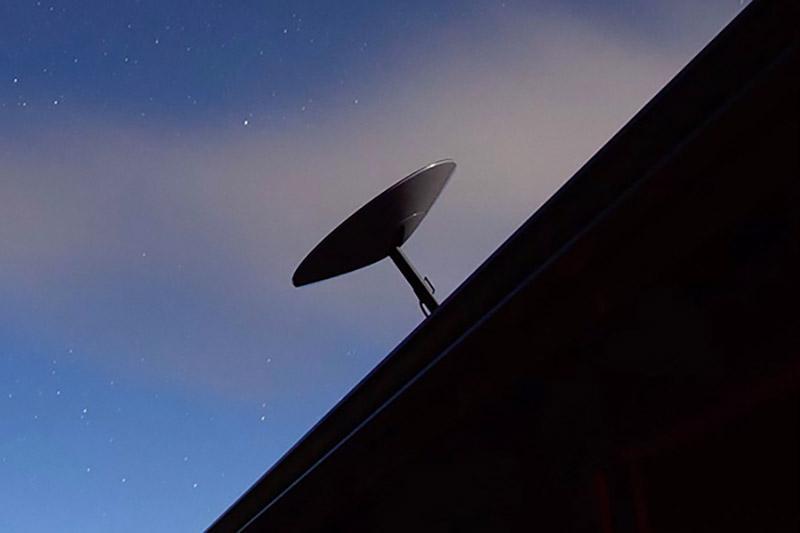 سرعت اینترنت ماهواره ای استارلینک به 100 مگابیت بر ثانیه با تاخیر بسیار کم رسید