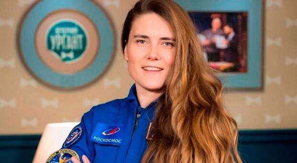 نخستین زن فضانورد روسیه به فضا سفر می نماید