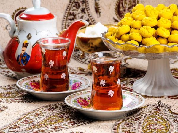 14 نکته دم کردن چای خوشمزه و خوشرنگ با قوری و سماور